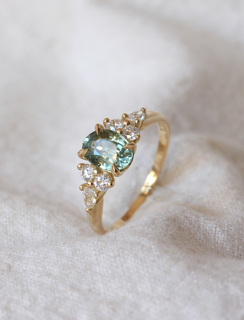 pale green sapphire ring